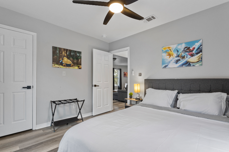 242 Rodenberg Ave #B - Photo 3 of 24