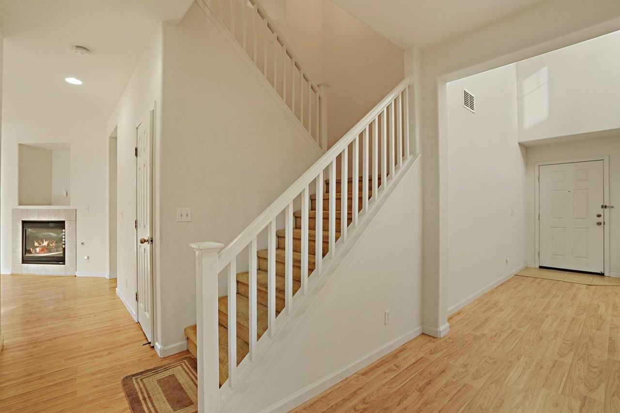 2390 Gibralter Ln #1 - Photo 7 of 29