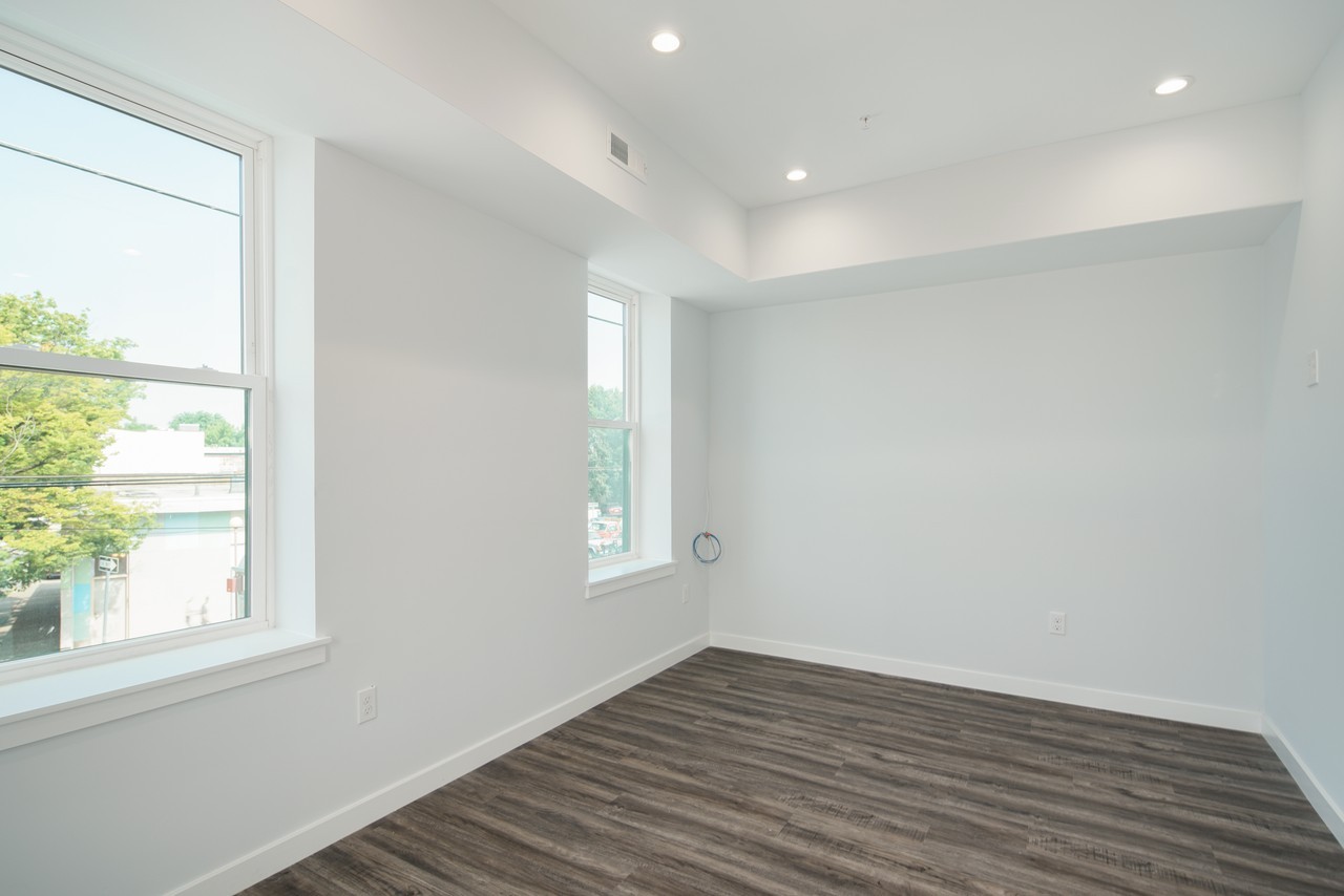 2301 Frankford Avenue - Photo 3 of 18