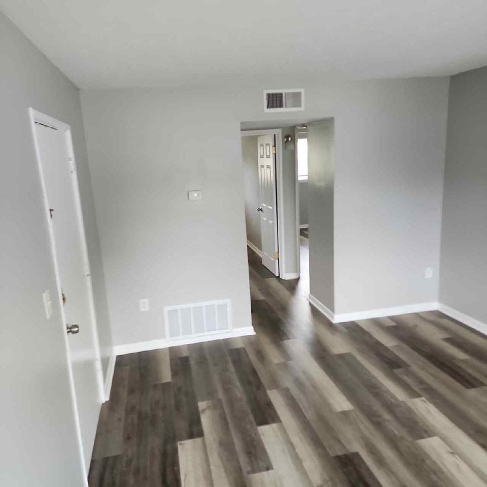 Woodbrook Apartments 4902 Saddlebrook Ln, Louisville, KY 40216 Zumper