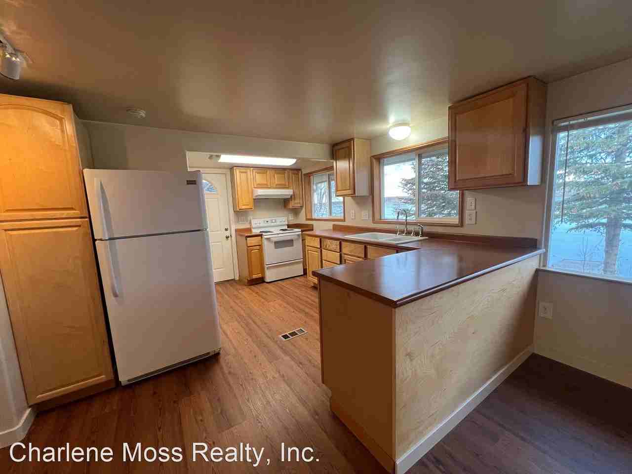 235 351 W Lake View 5&6/2 Lake View - Photo 2 of 26