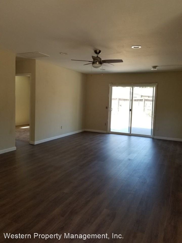 15 & 15A Blake Lane - Photo 2 of 9