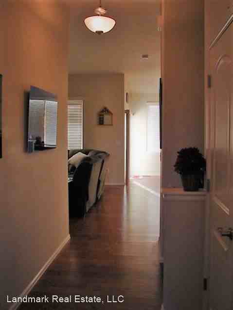 4564 Brylie Way - Photo 3 of 8
