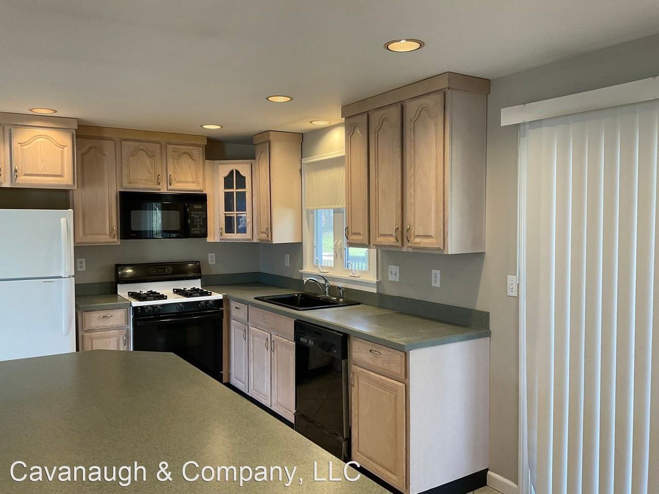 12 Bow Ln - Photo 2 of 6