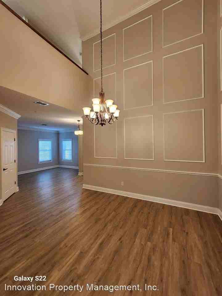 6874 Sorrento St - Photo 2 of 32