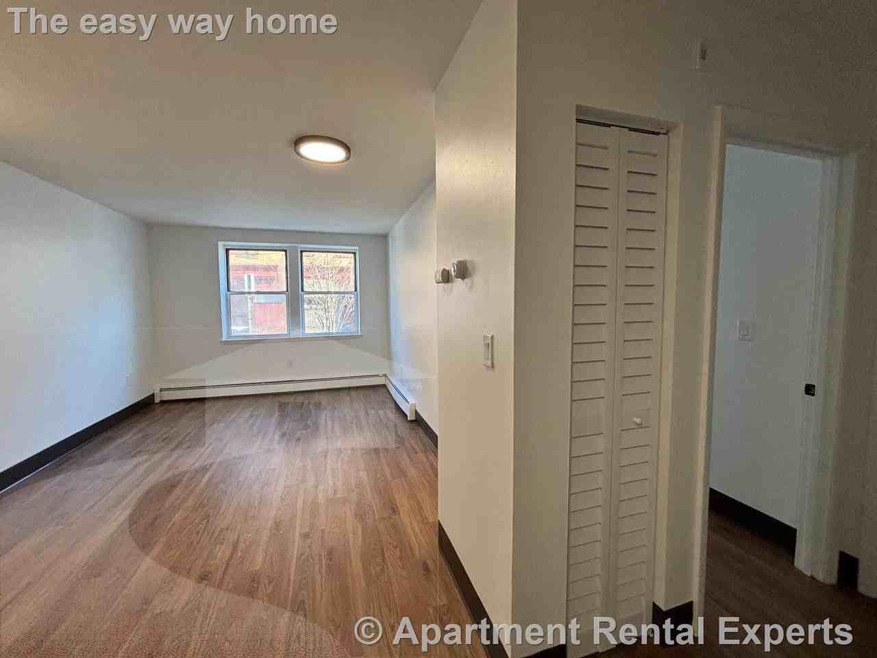 1 Franklin St #101 - Photo 4 of 13