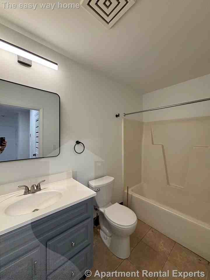 1 Franklin St #101 - Photo 7 of 13