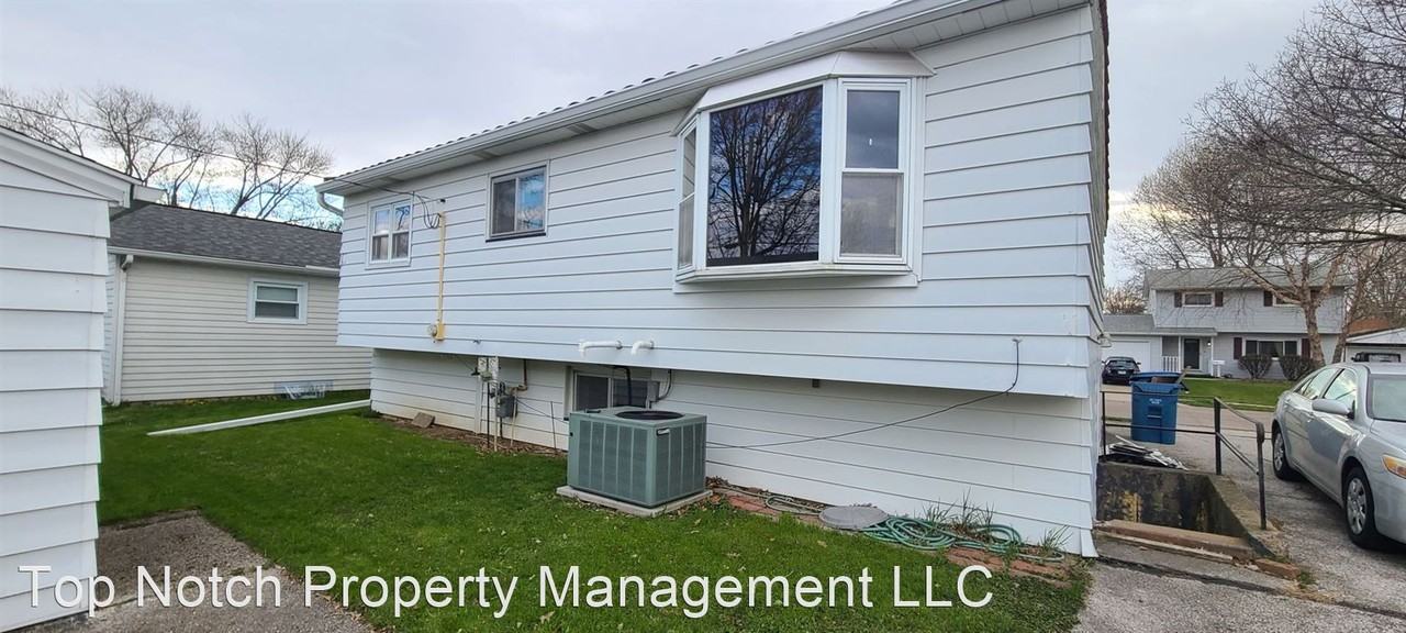 3552 4th St - Photo 2 of 19