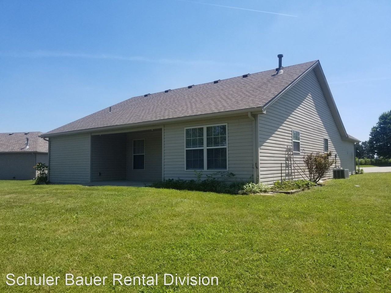 4409 Falling Leaf Dr - Photo 2 of 10