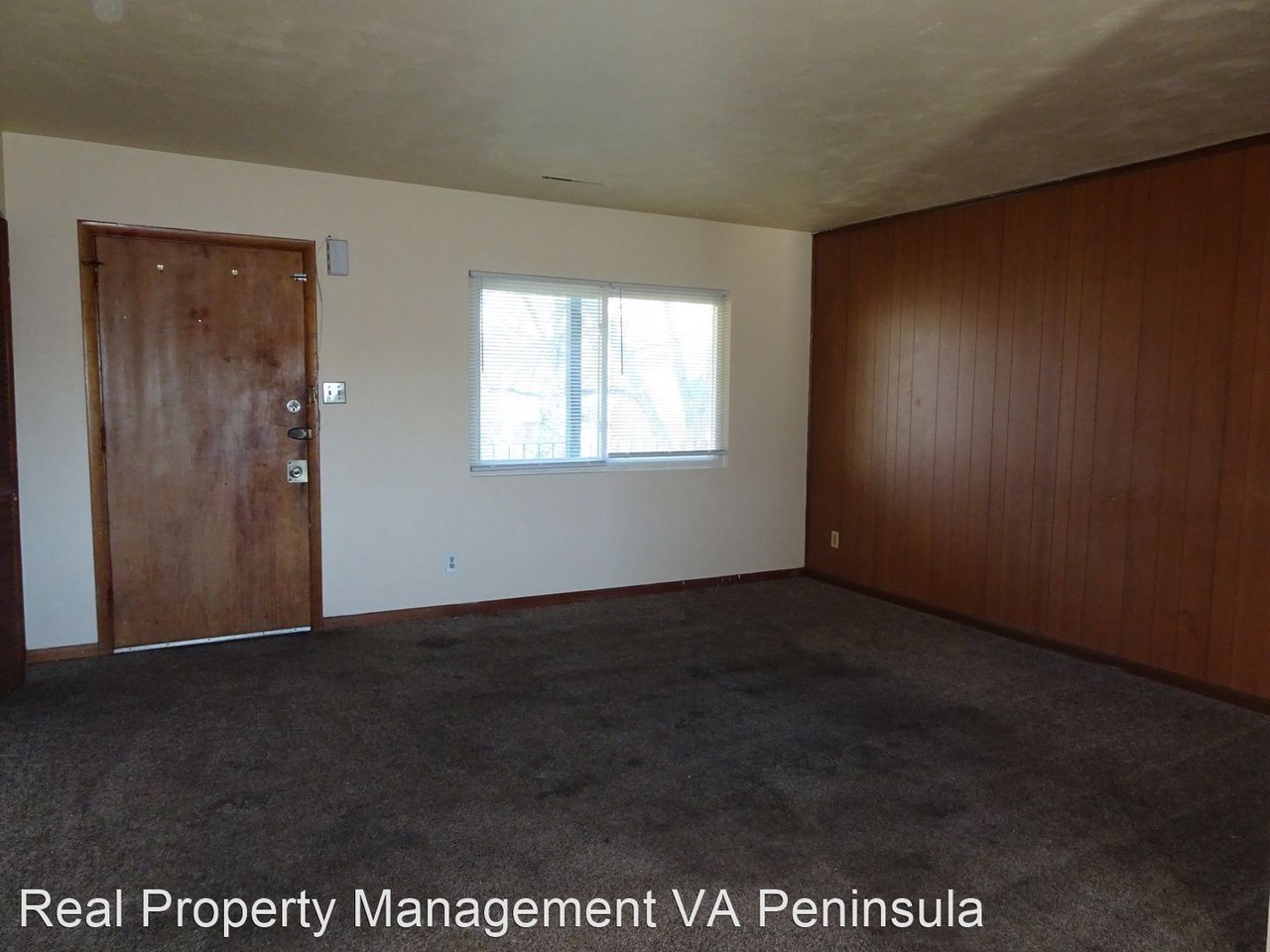 Newly Renovated 2 Beds 1 Bath Apartments in Parkview Newport News - Photo 2 of 7