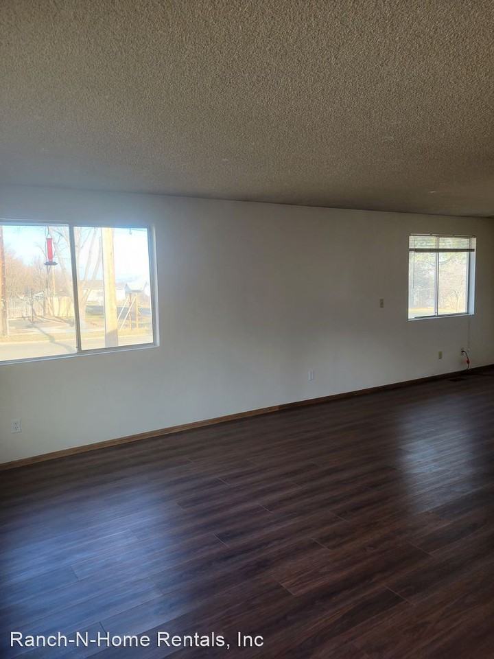 C Ave Duplexes - Photo 2 of 13