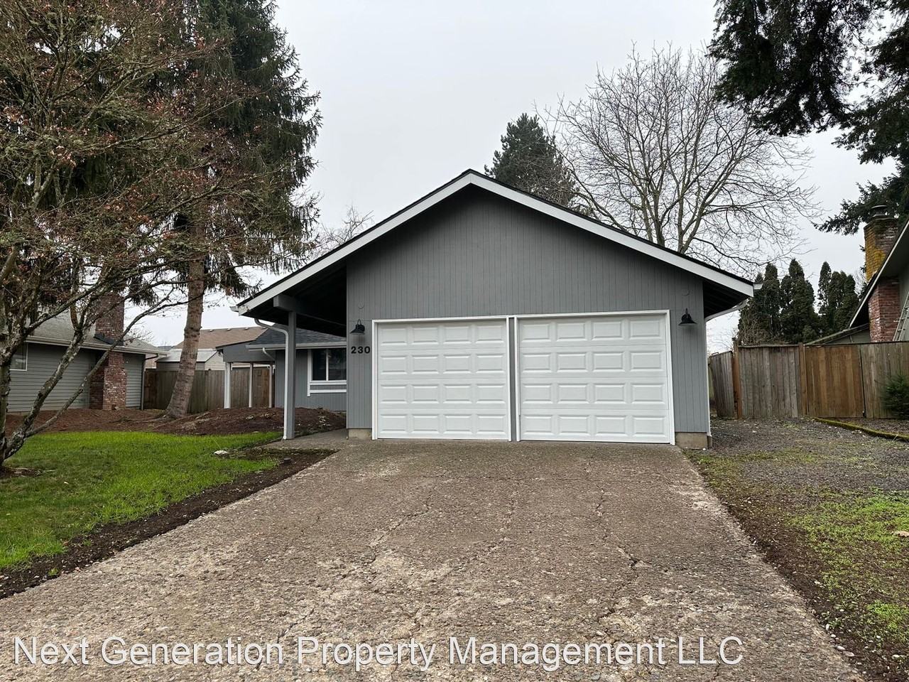 230 Lynnbrook Dr - Photo 2 of 33