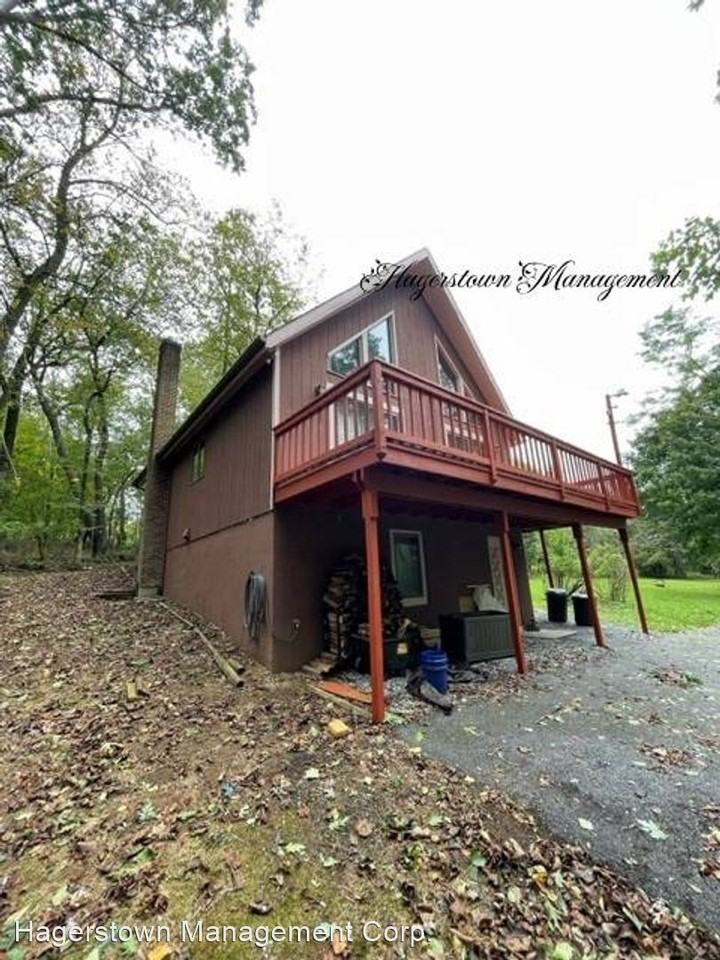 13104 Brandenburg Hollow Rd - Photo 2 of 11