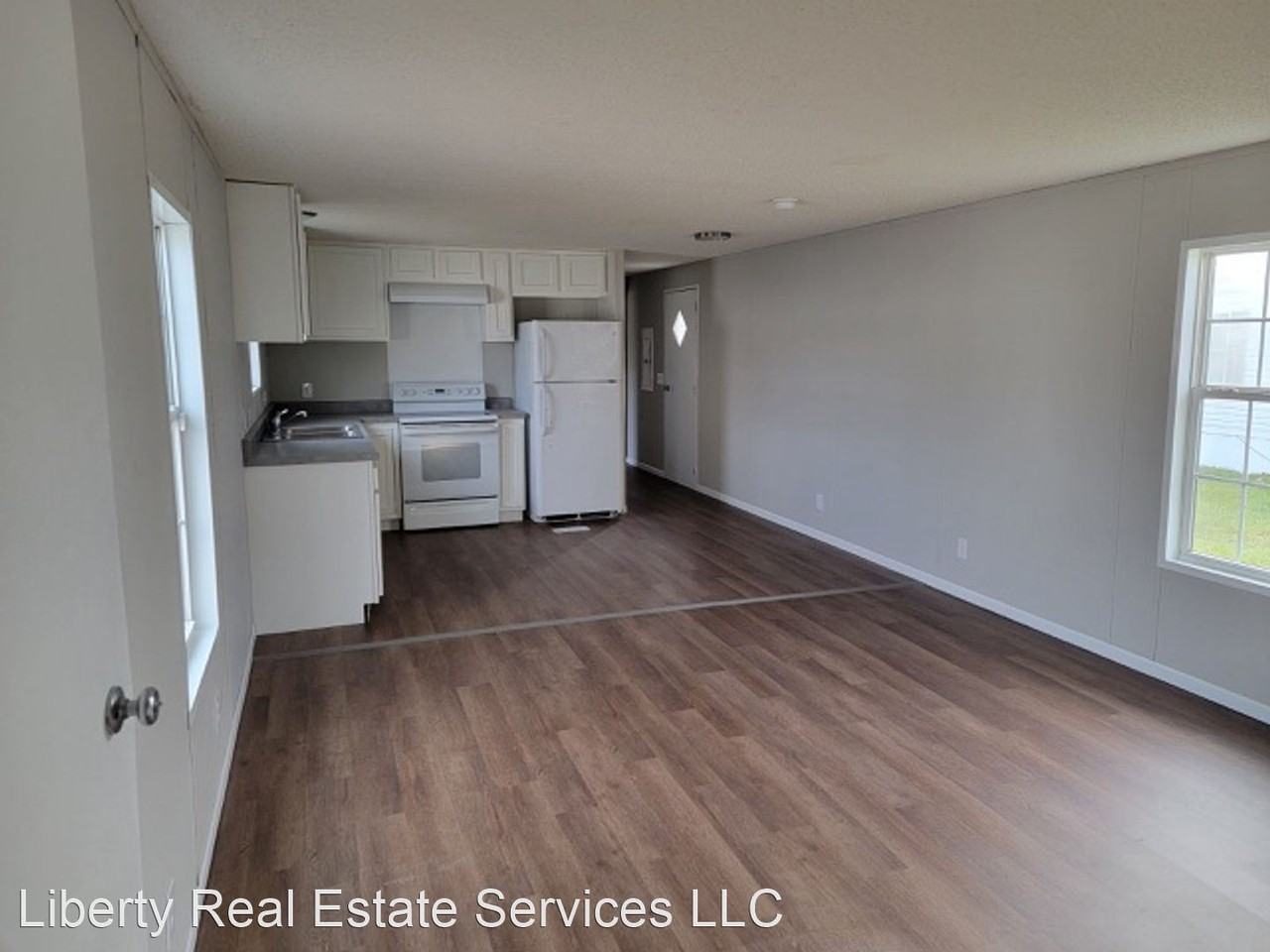 914 Jones St - Photo 2 of 7