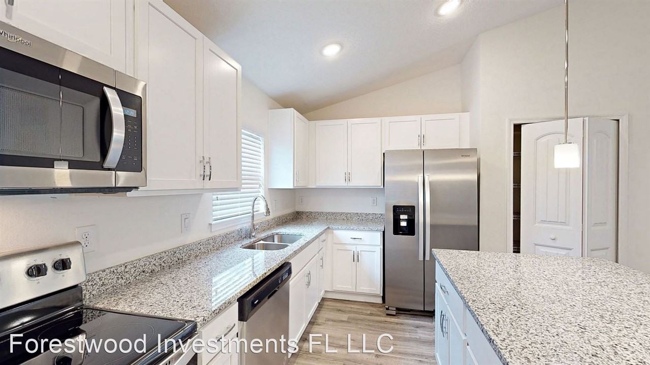 458 El Dorado Ave Se - Photo 2 of 13