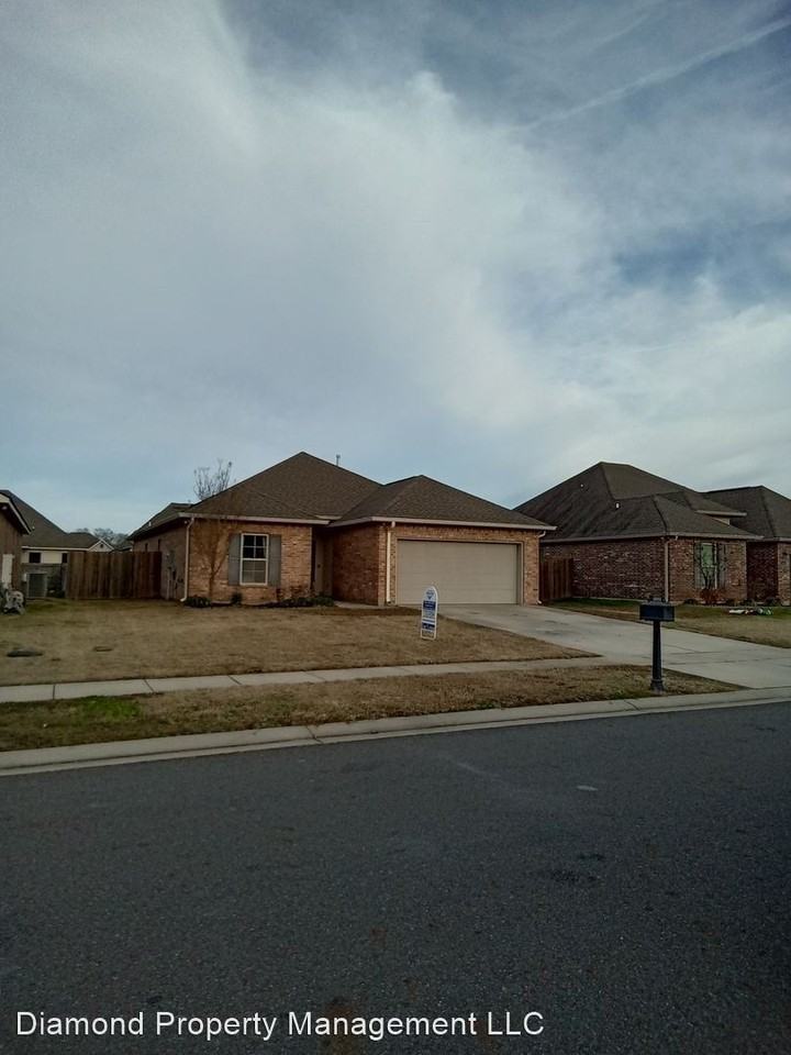 1111 Eli Connor Dr - Photo 3 of 25