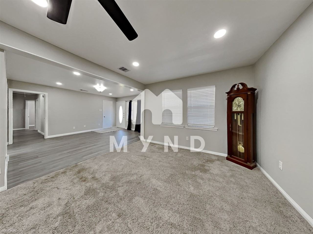 403 W Oak St - Photo 3 of 21
