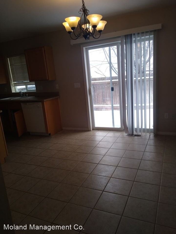 12201-03 W. 10th - Photo 3 of 9