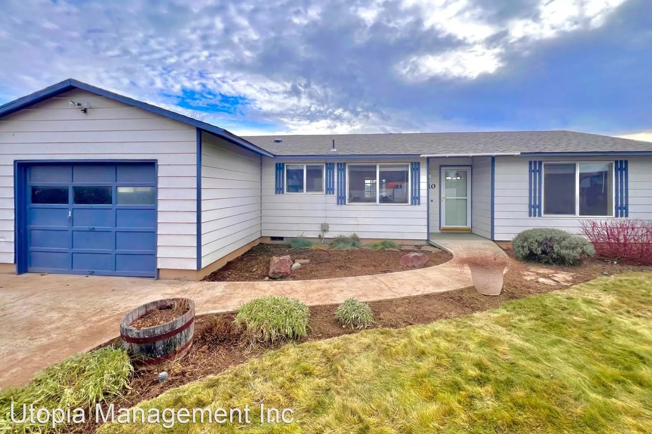 310 Ne Mariposa Ave, Prineville, OR 97754 2 Bedroom House for 1,700