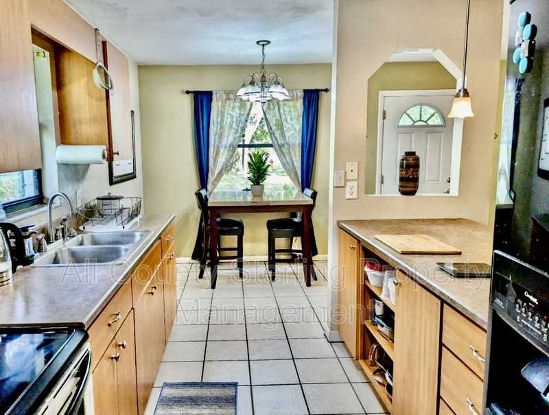 14556 Sw State Road - Photo 4 of 17