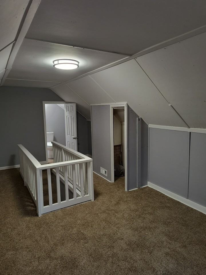 1227 South Glenwood Avenue - Photo 2 of 20