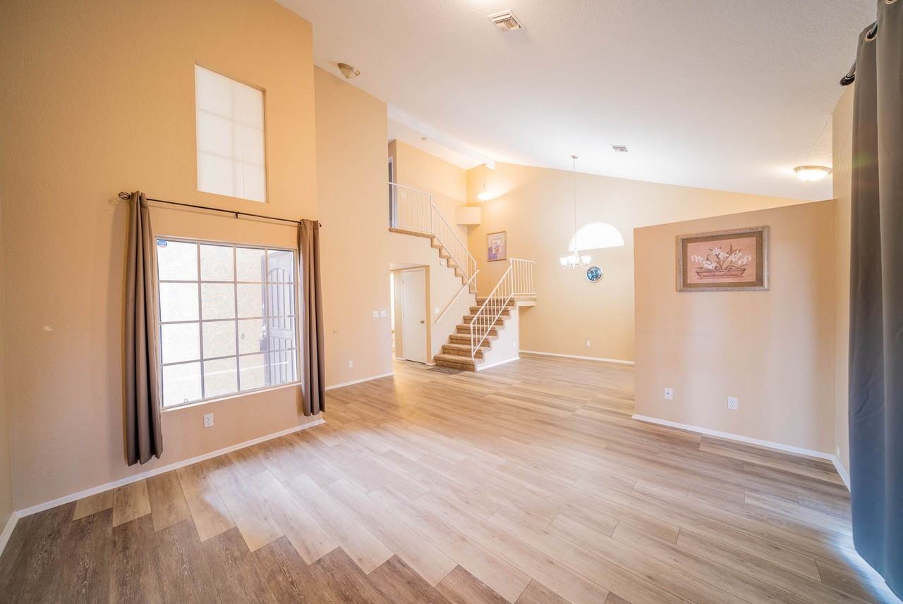 3068 W Placita De La Roseta - Photo 3 of 14