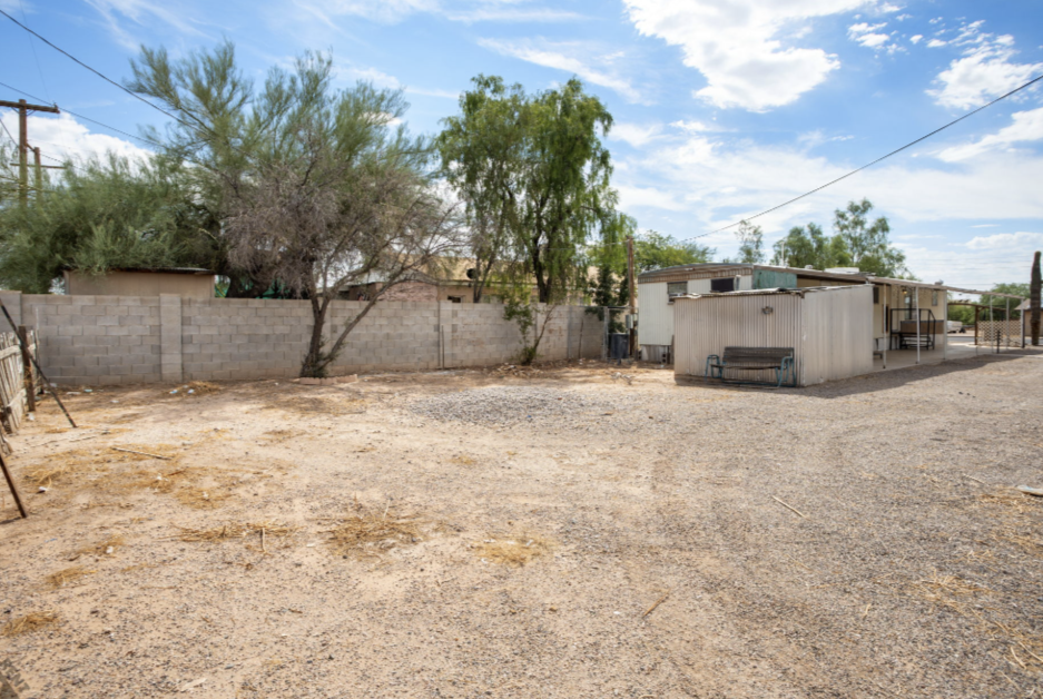 343 S San Carlos St #1 - Photo 3 of 8