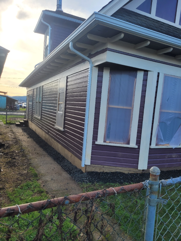 620 Duryea St - Photo 2 of 20