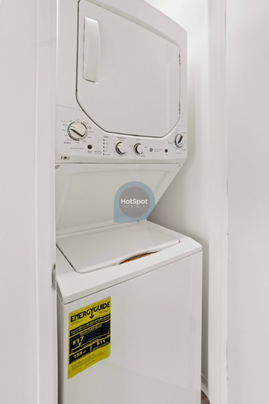 1390 S State St - Photo 3 of 6