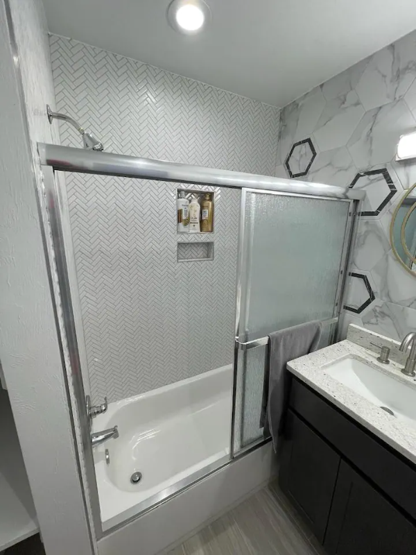 701 Nestreet - Photo 5 of 9