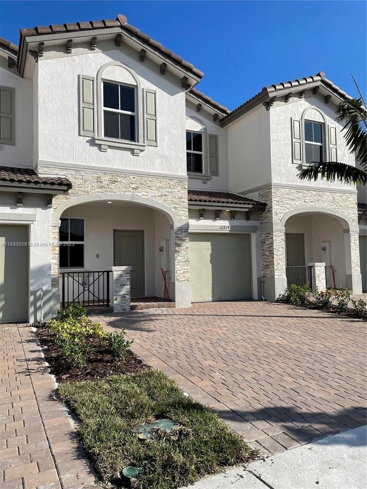 12719 Northwest 24th Avenue, West Little River, FL 33147 3 Bedroom