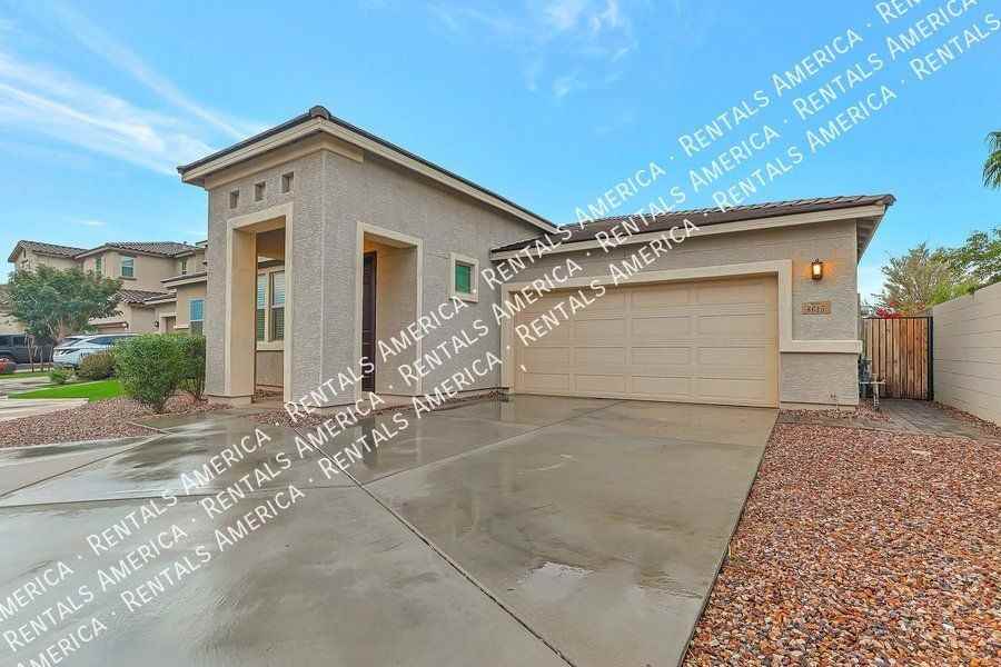 8615 E Nichols Ave - Photo 2 of 15