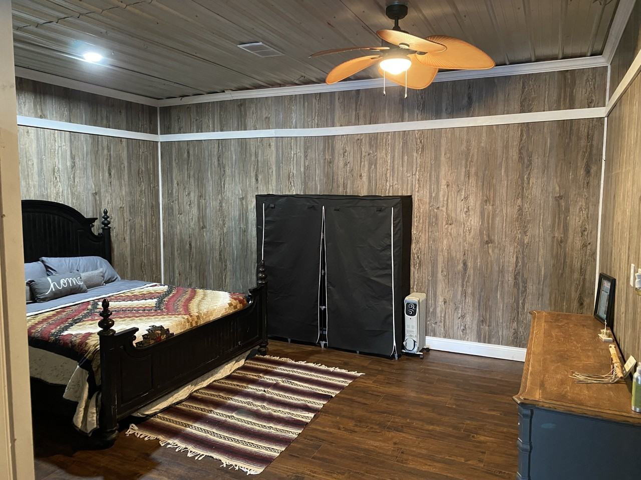 300 W Main St - Photo 3 of 4