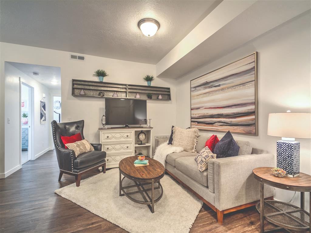 Aderra - Photo 5 of 38