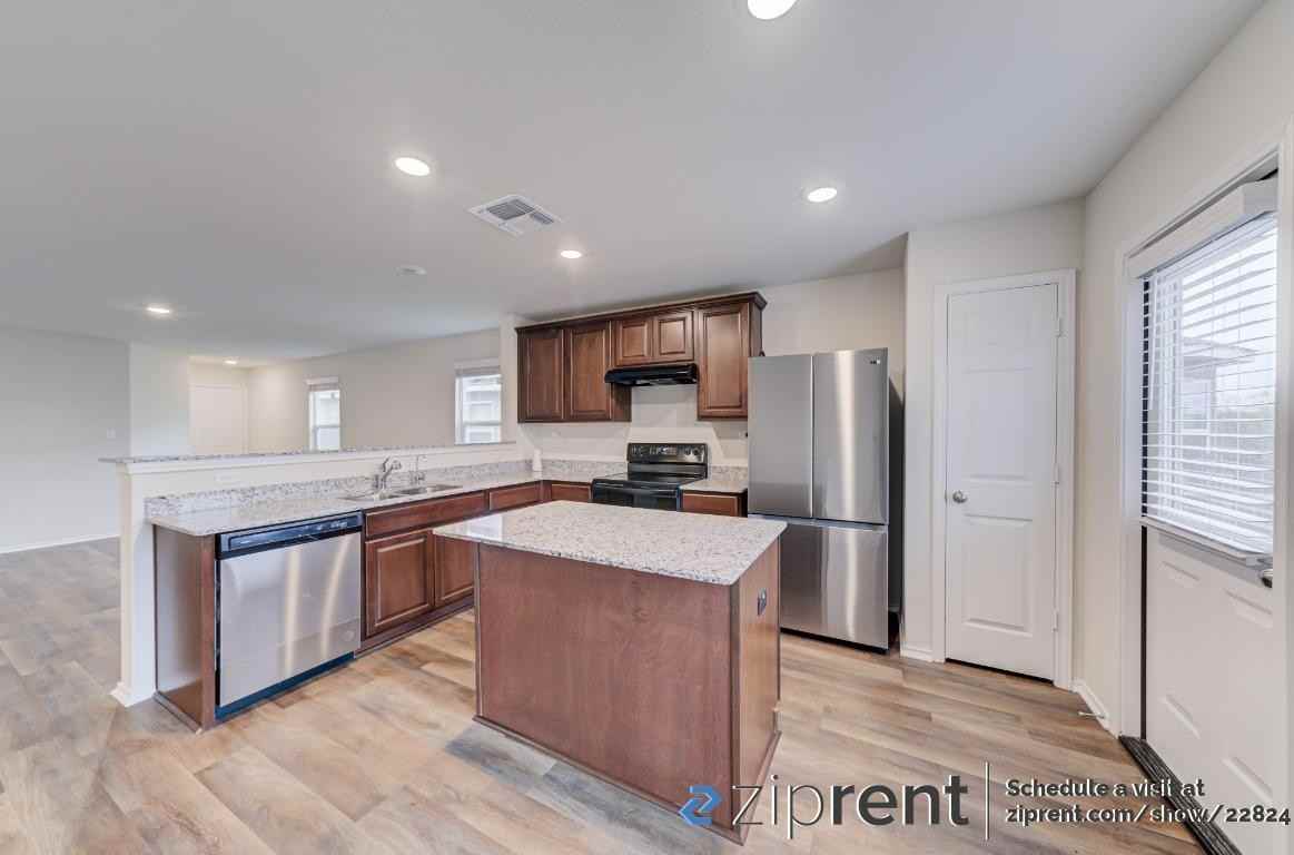 550 Retama Pass - Photo 3 of 17