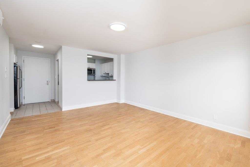 Columbia Rd - Photo 2 of 9