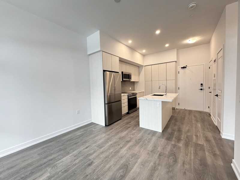 High Point - Photo 3 of 33