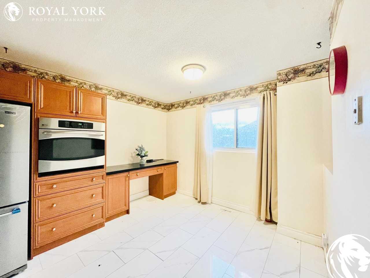 2 Carleton Pl #1 - Photo 3 of 47