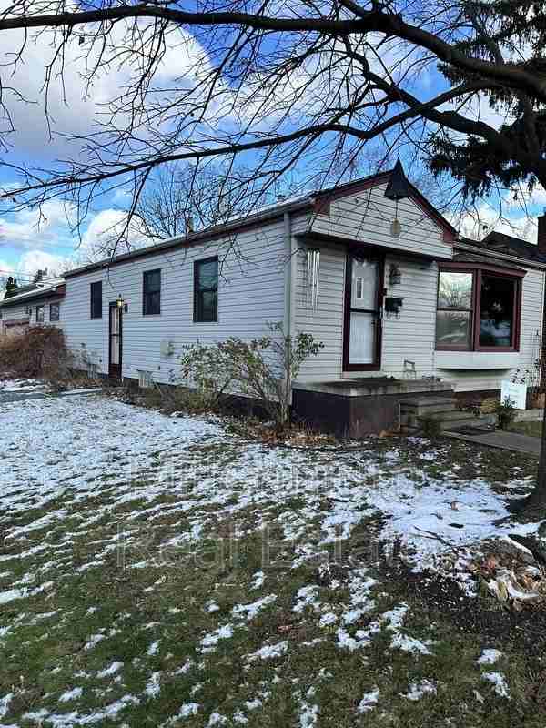 405 E Baker Ave - Photo 3 of 30