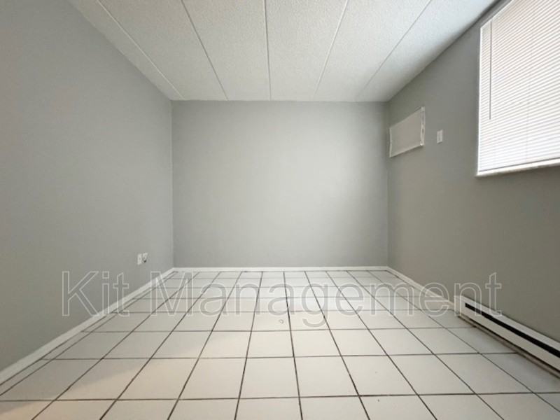 5722 Gay St #G2 - Photo 2 of 8