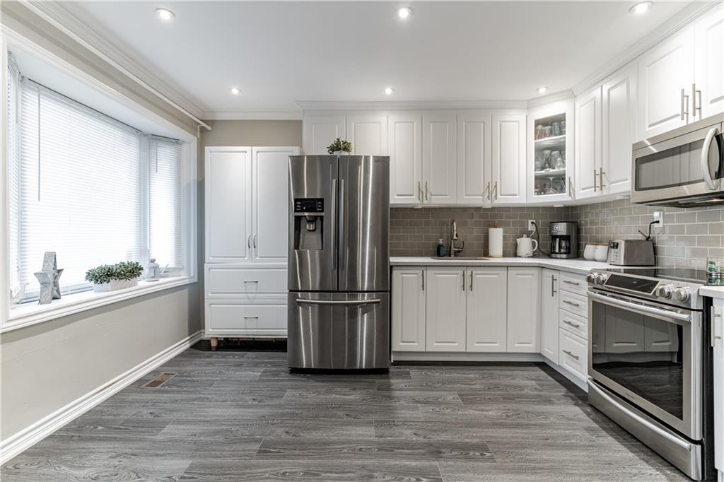 212 East 44th Street - Photo 3 of 17