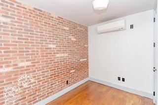 31 Brooklyn Ave #6C - Photo 5 of 17