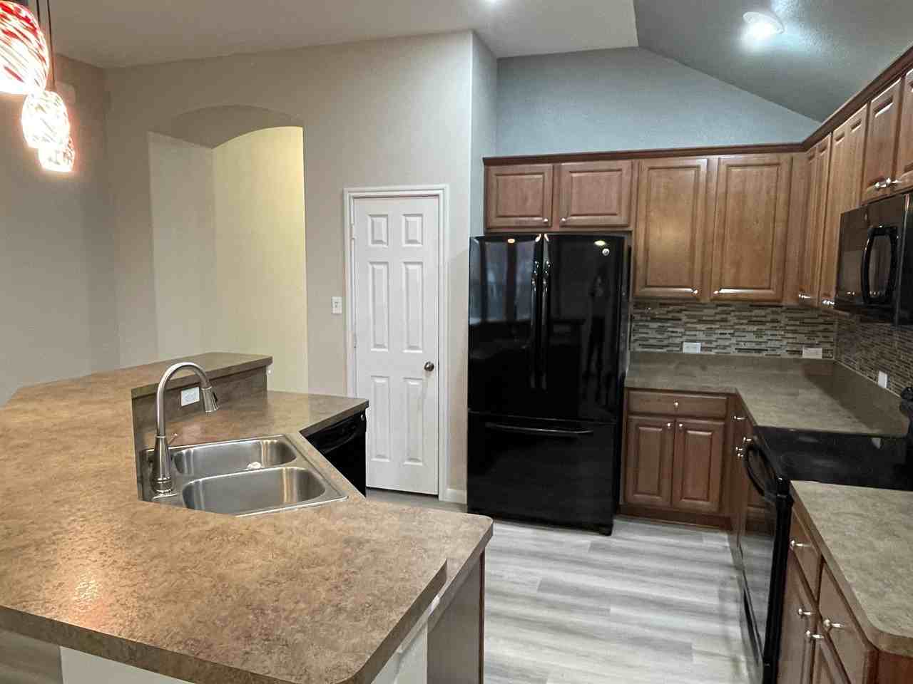 1371 Stone Rim Loop #1 - Photo 6 of 16