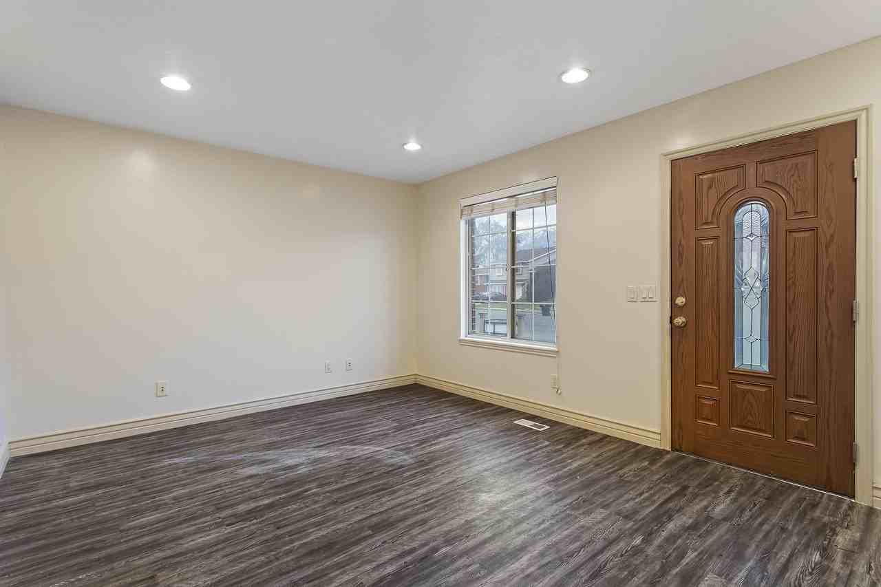 717 N 400 W #717 - Photo 3 of 15