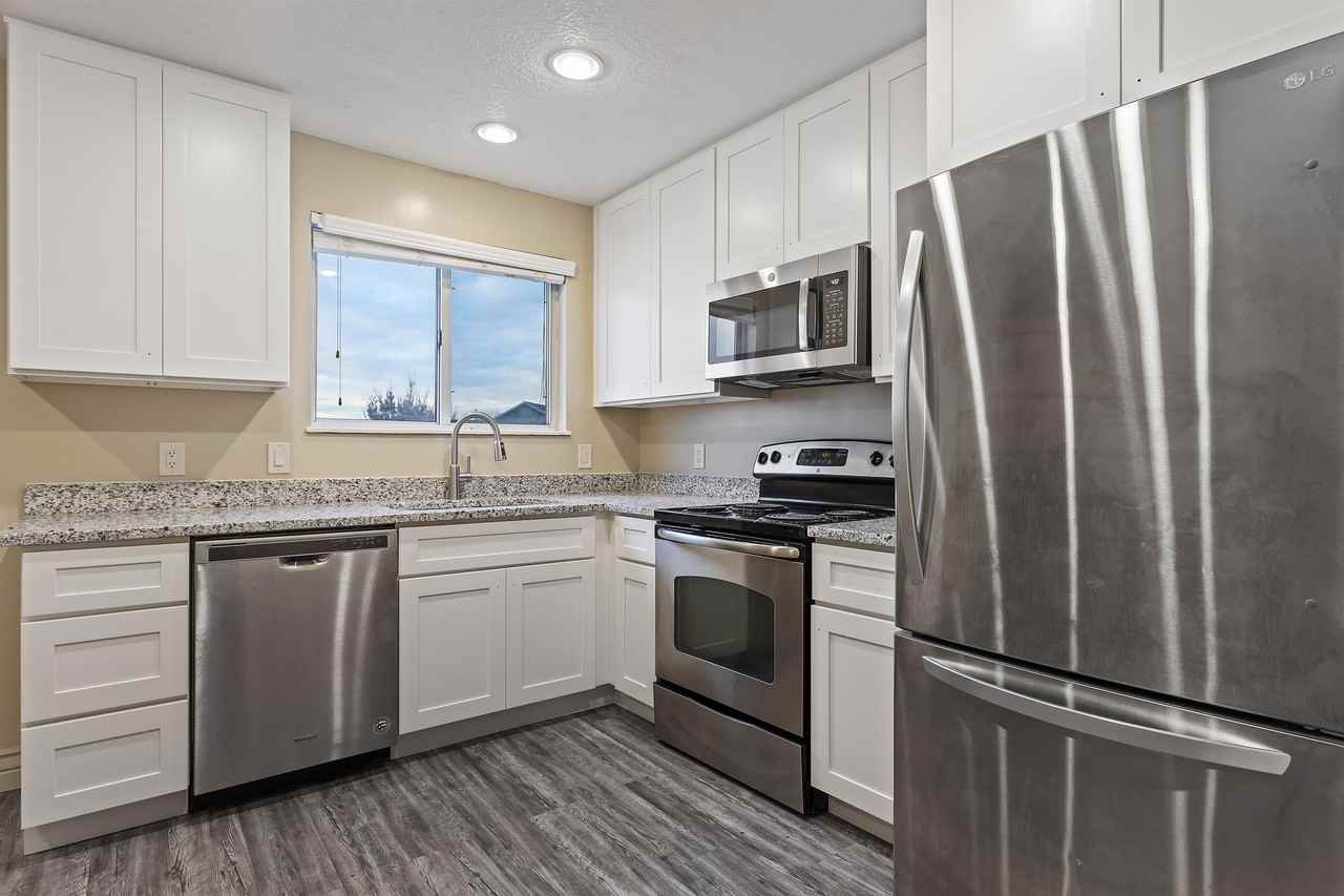 717 N 400 W #717 - Photo 6 of 15