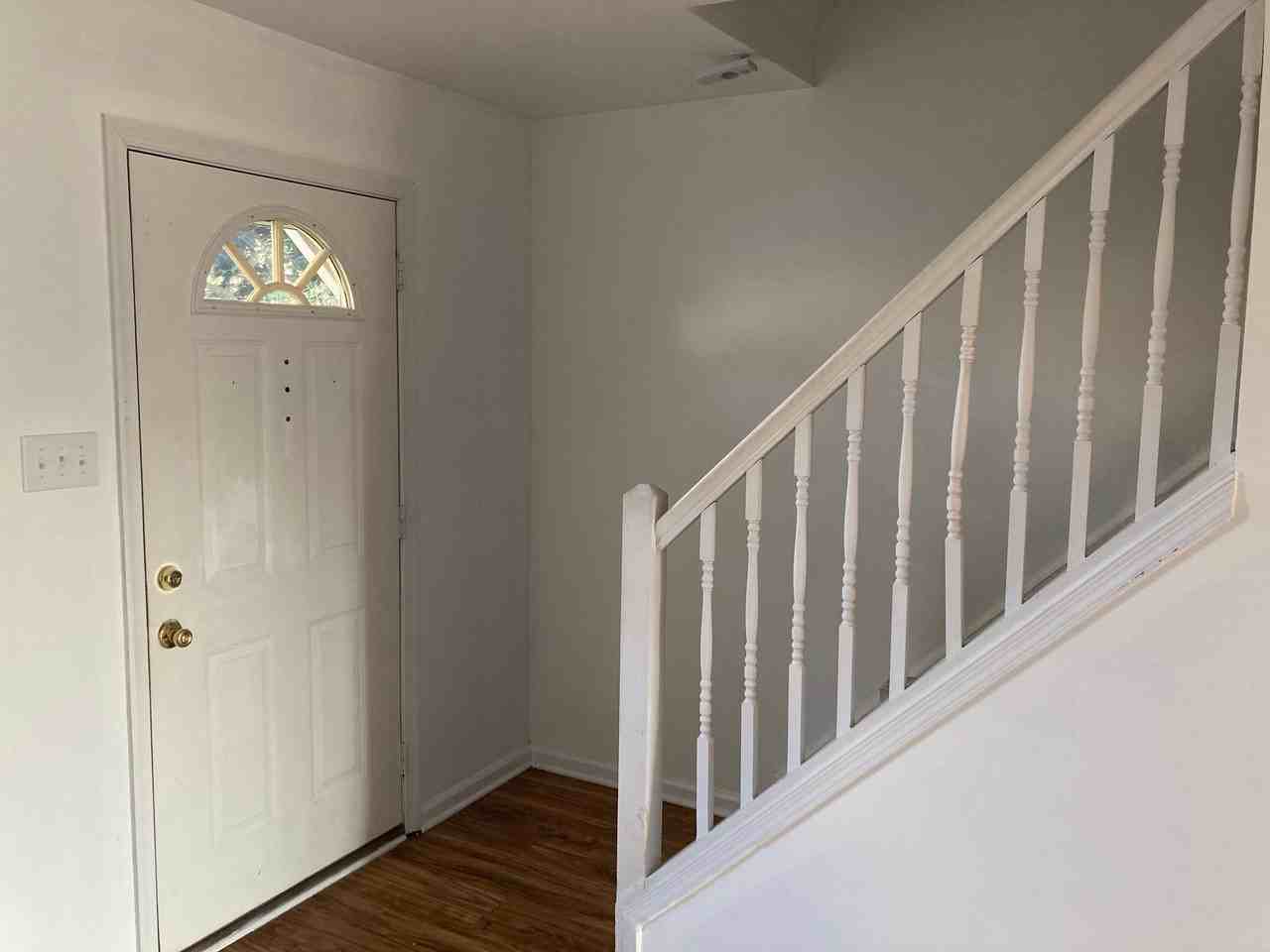 37 Stonegate Vlg #NA - Photo 3 of 18