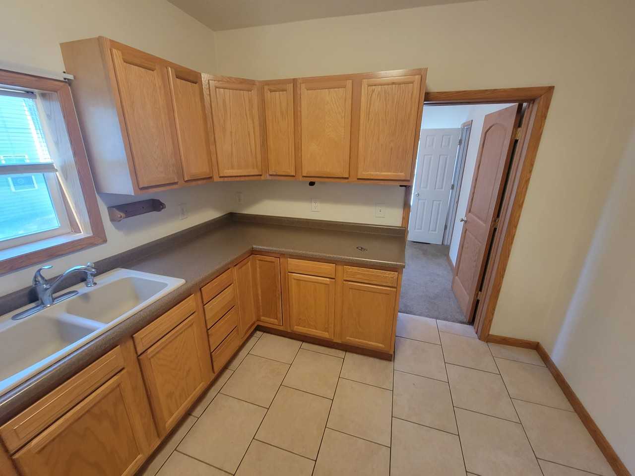102 Goddard St #NA - Photo 3 of 25