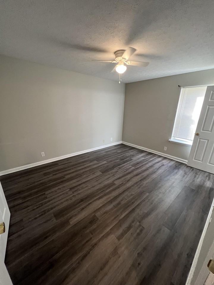 5137 Keegan Way #1 - Photo 7 of 10