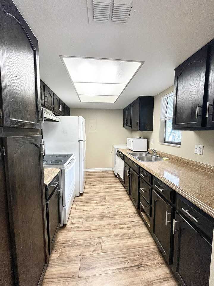 4365 Aqua Vista Dr #1 - Photo 3 of 16