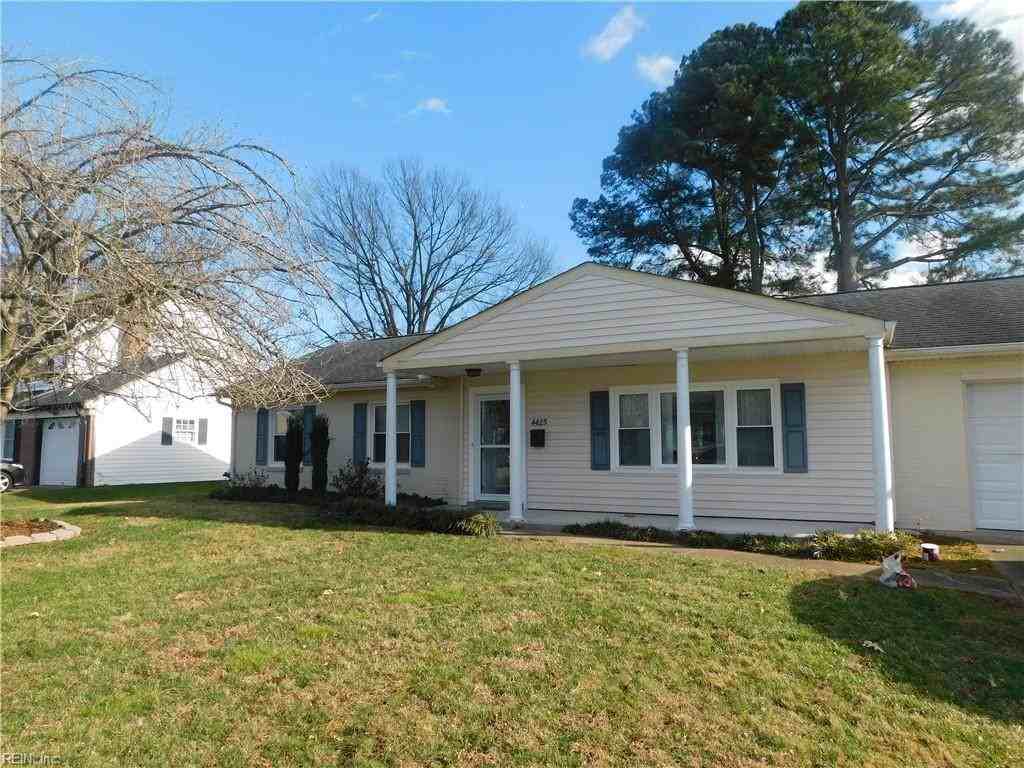 4425 Ben Franklin Ln, Virginia Beach, VA 23462 3 Bedroom House for